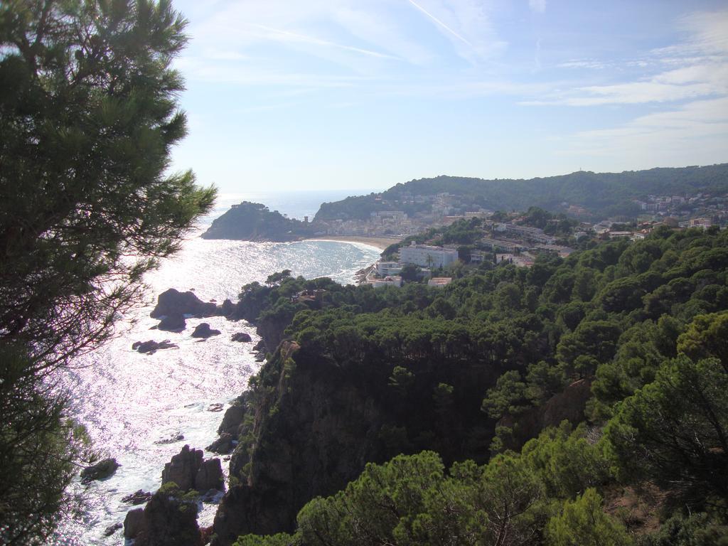 Apartaments Claudi Tossa de Mar Luaran gambar