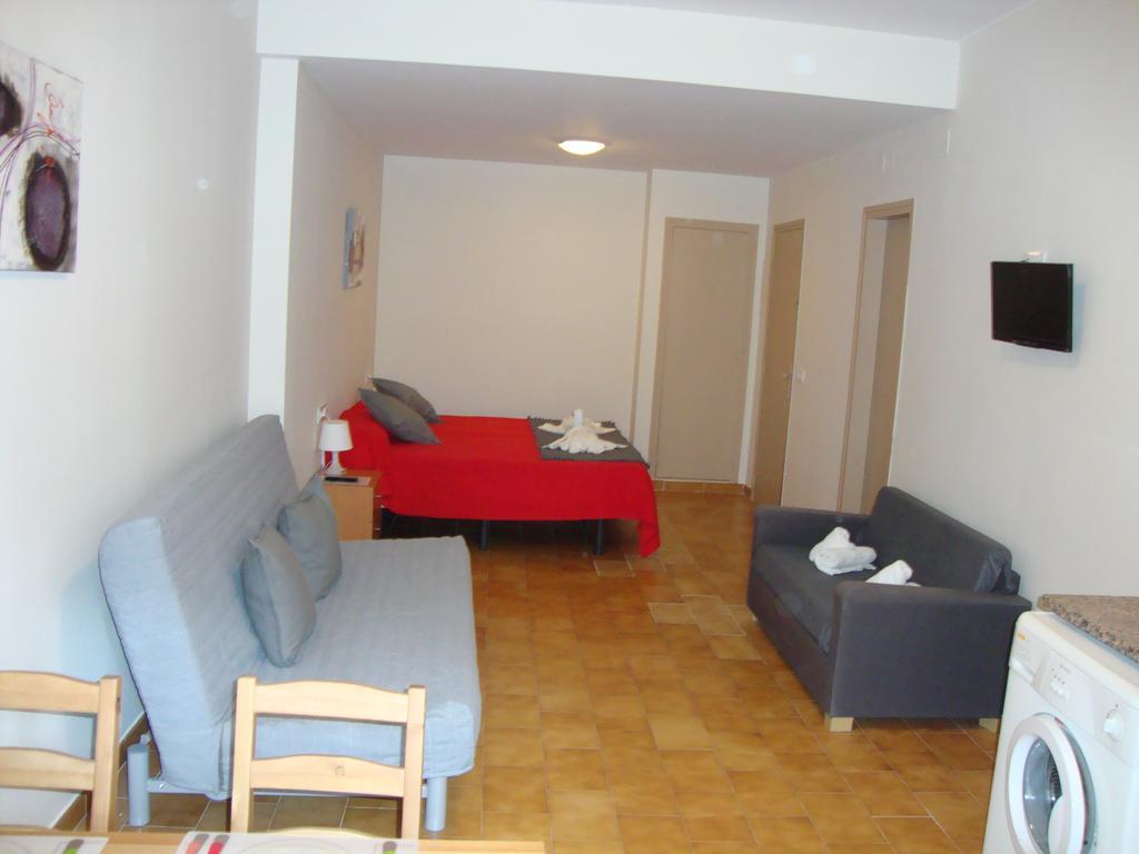 Apartaments Claudi Tossa de Mar Bilik gambar