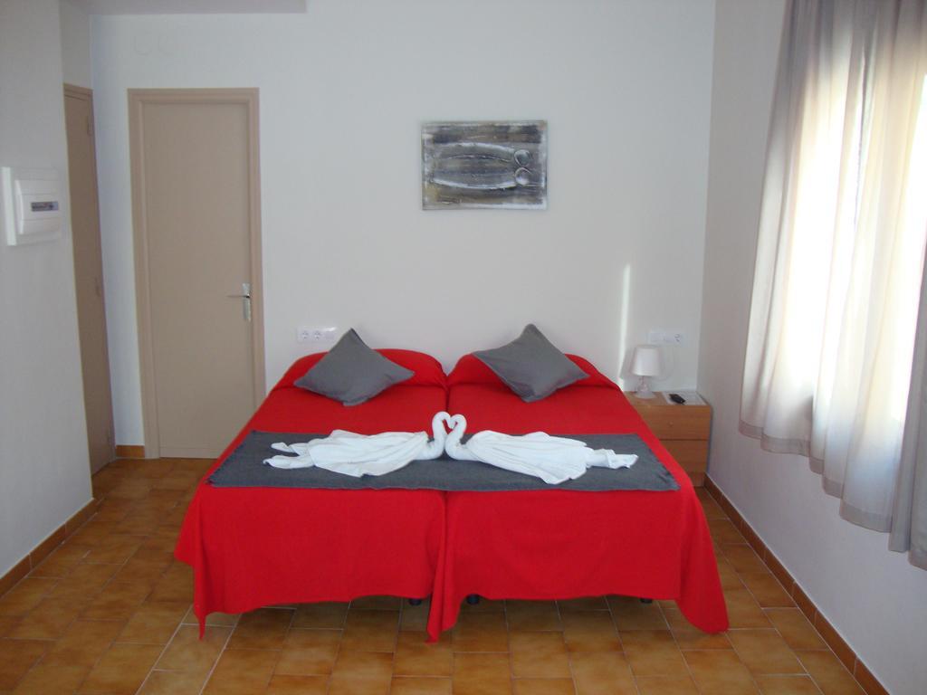 Apartaments Claudi Tossa de Mar Luaran gambar