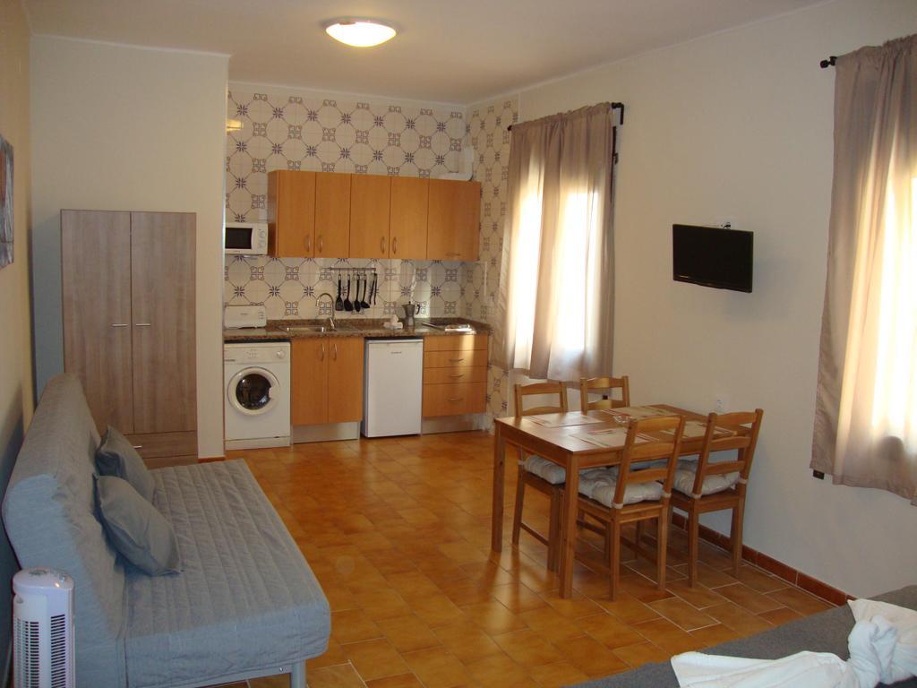 Apartaments Claudi Tossa de Mar Luaran gambar
